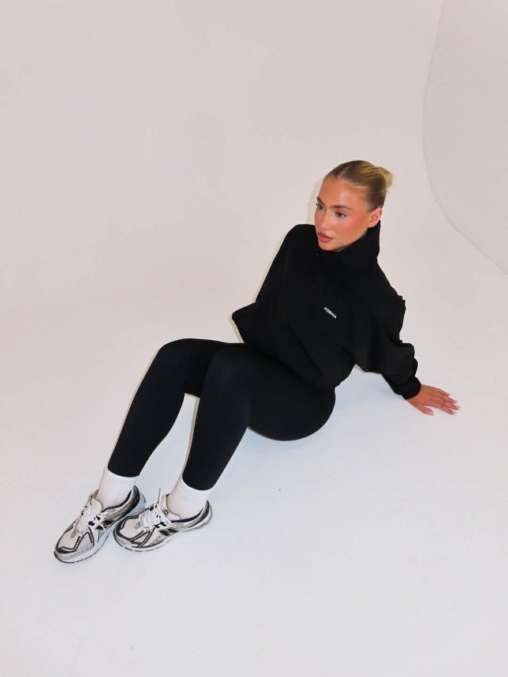 Forma Aero Black Lightweight Performance Windbreaker Jacket