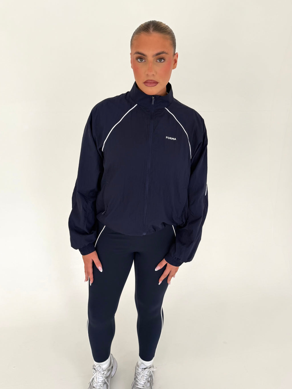 Forma Outline Active Jacket & Legging Set