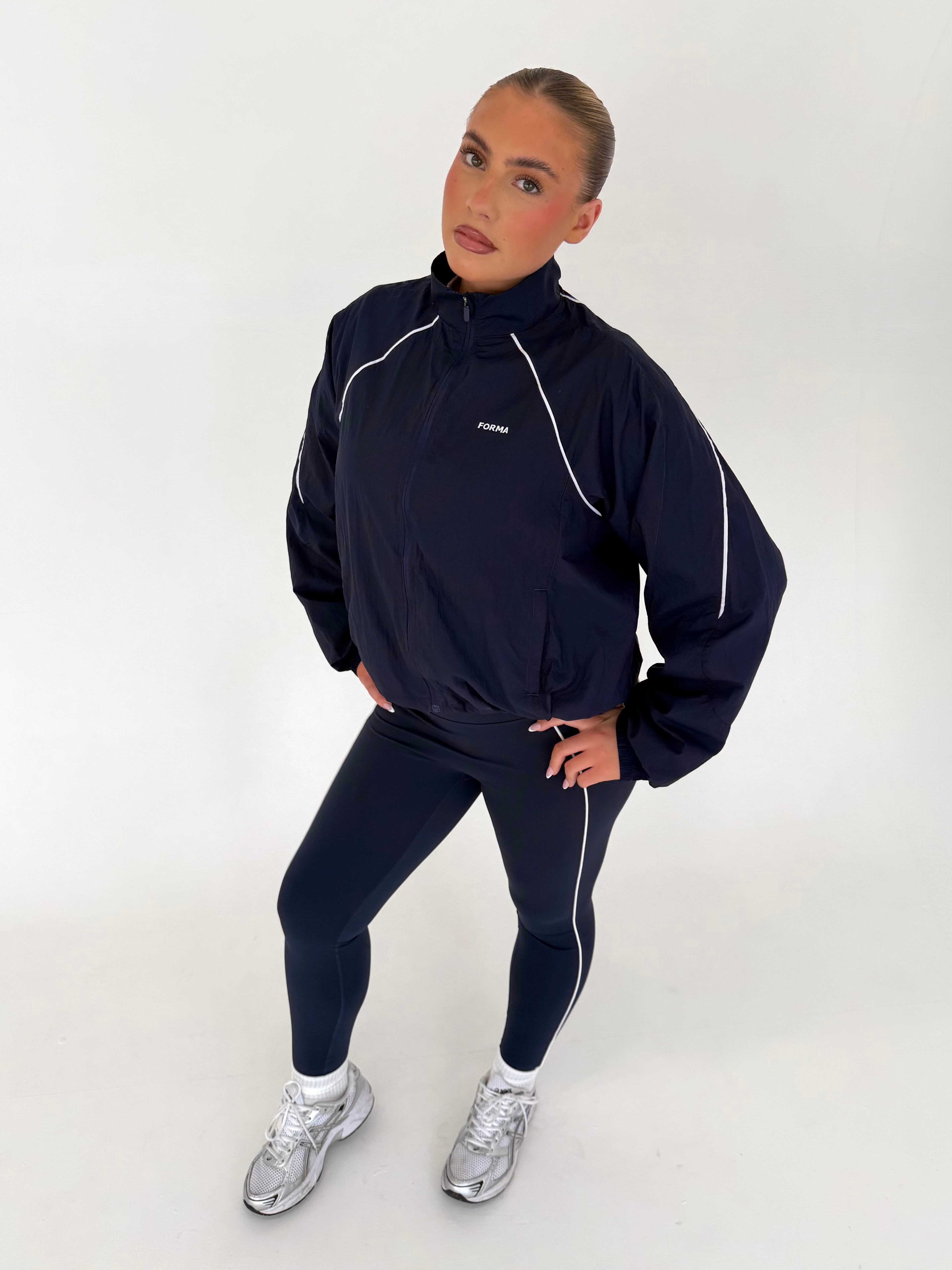 Forma Outline Active Jacket & Legging Set