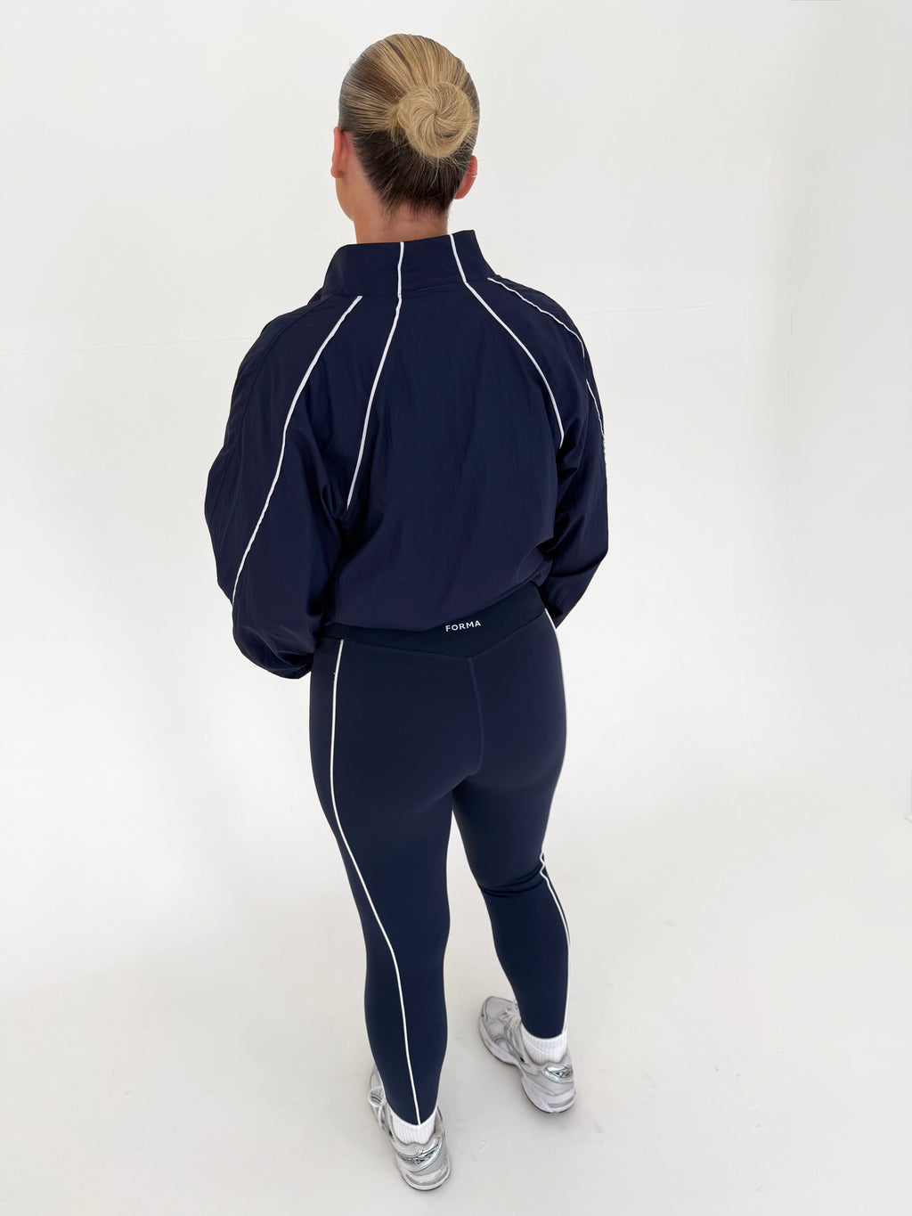 Forma Outline Active Jacket & Legging Set