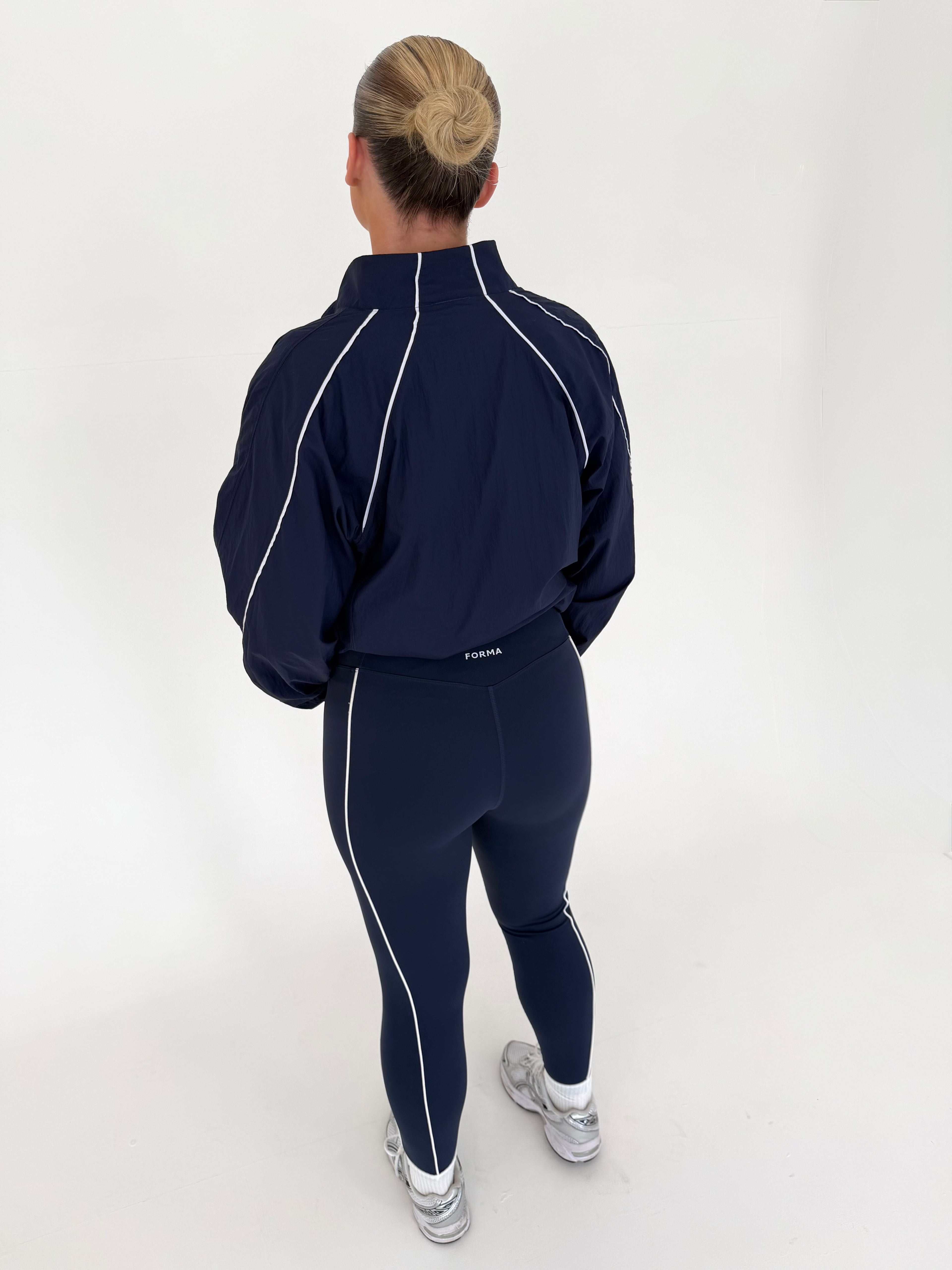 Forma Outline Active Jacket & Legging Set