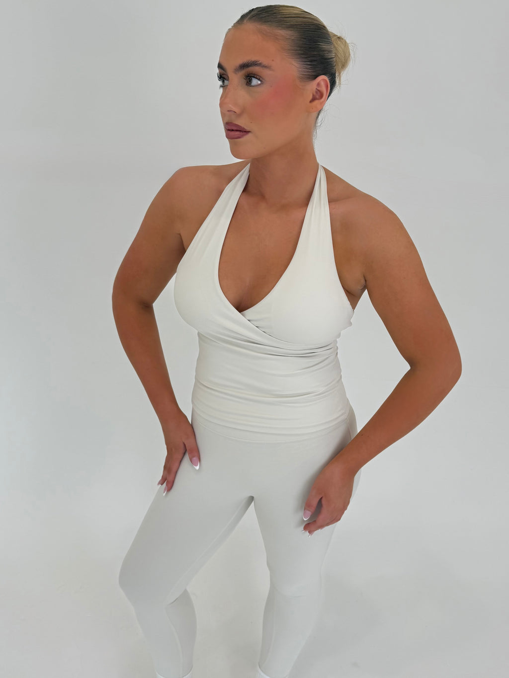 Forma Ivory SkinForm Sculpt V-Neck Activewear Set