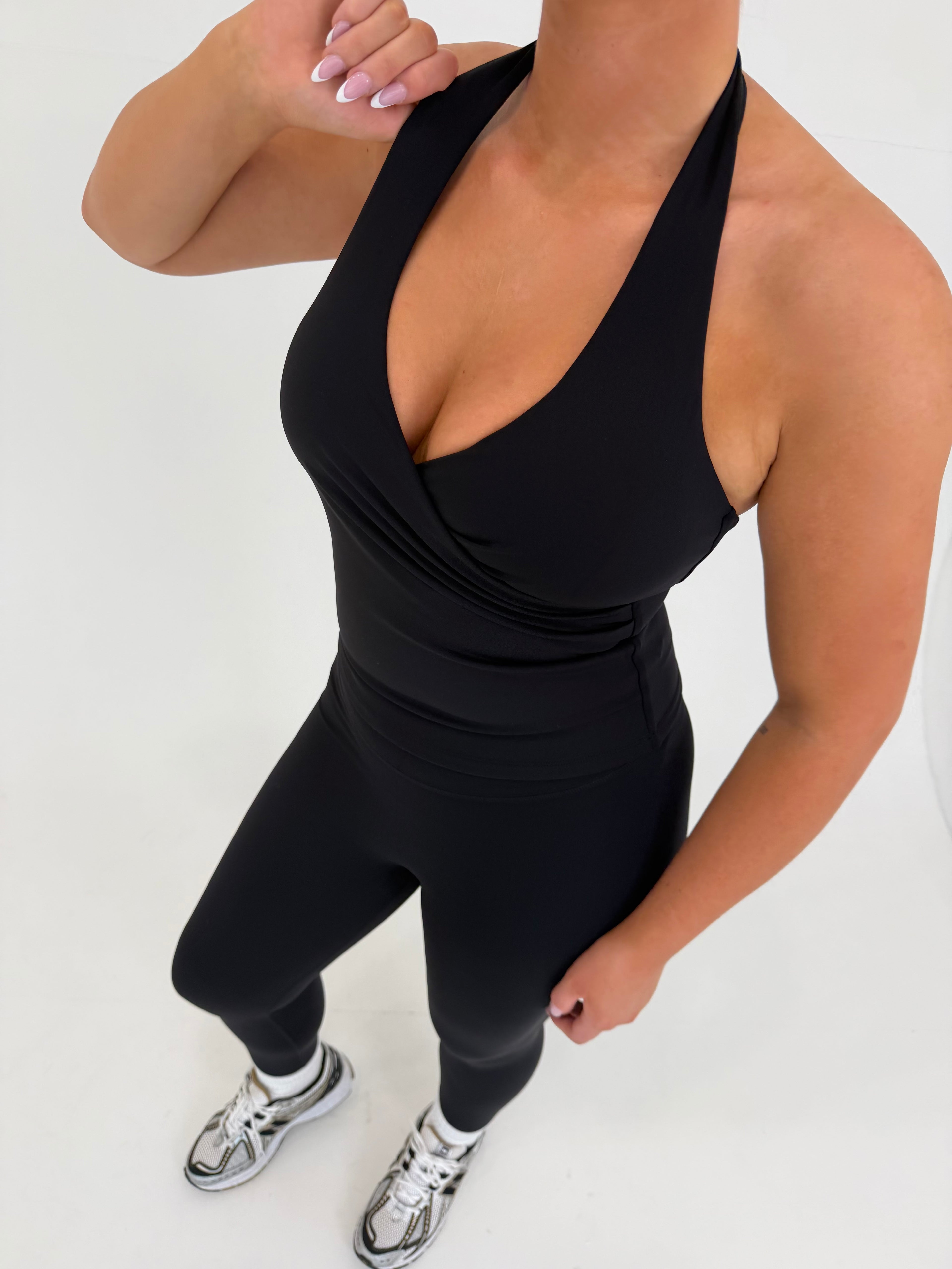 Forma Black SkinForm Sculpt V-Neck Activewear Set
