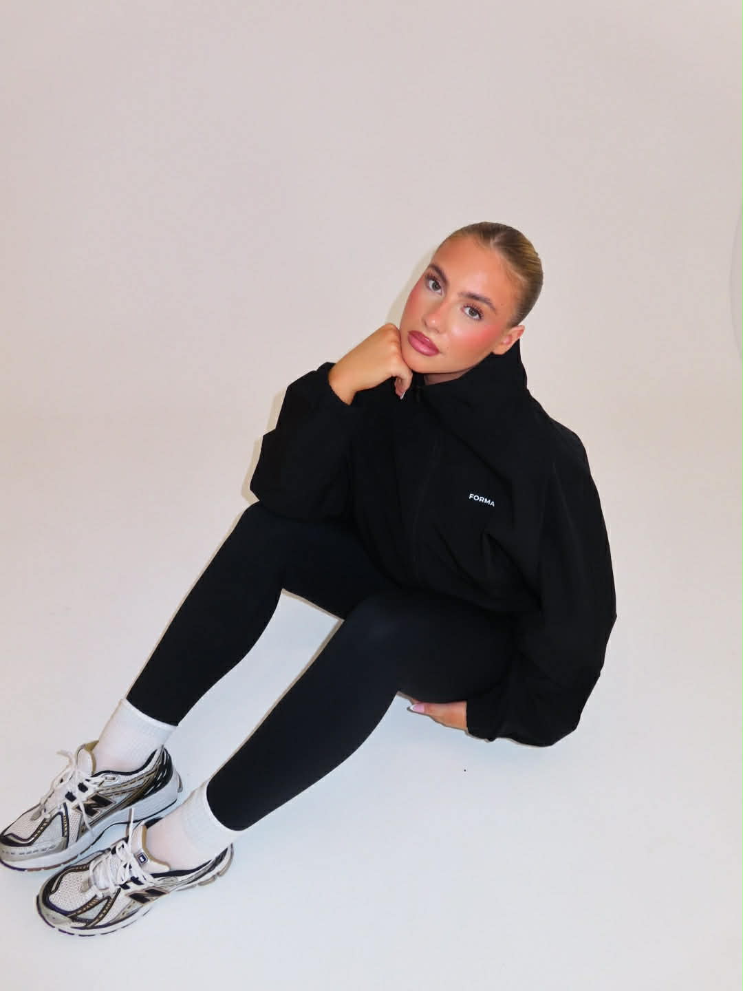 Forma Aero Black Lightweight Performance Windbreaker Jacket