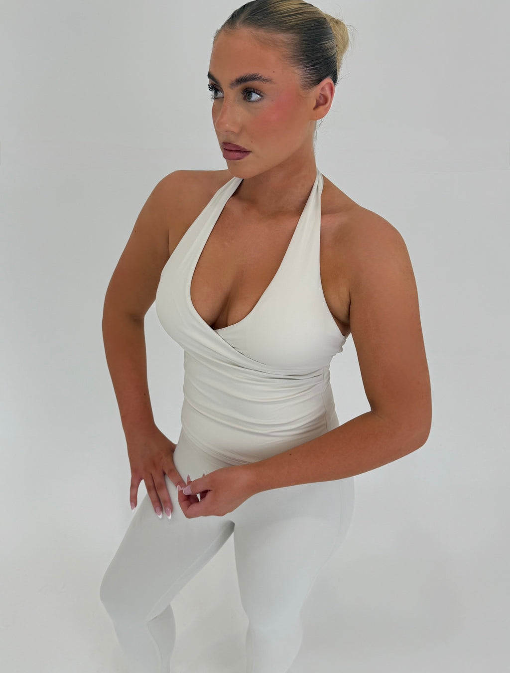 Forma Ivory SkinForm Sculpt V-Neck Activewear Set