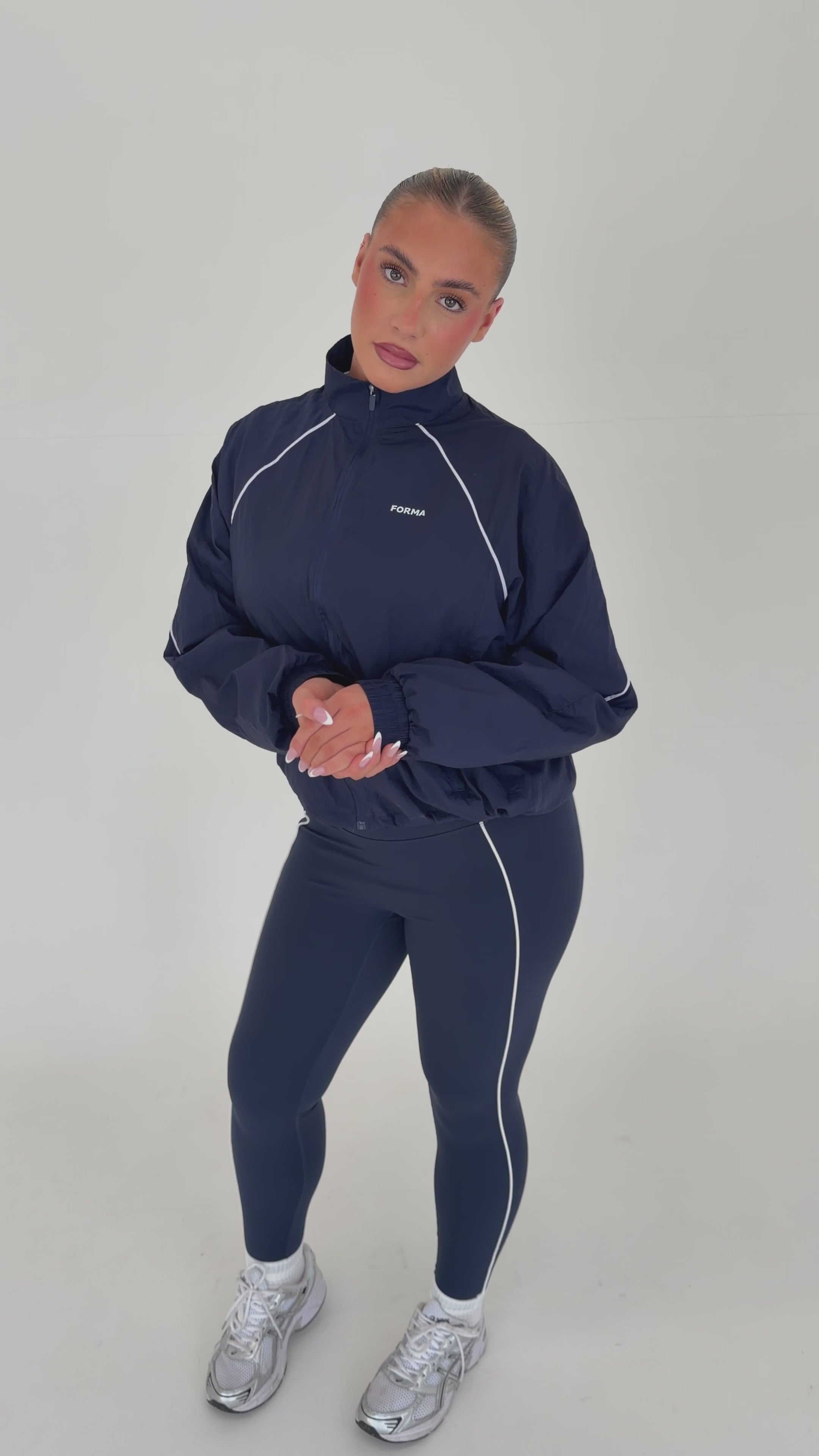 Forma Outline Active Jacket & Legging Set
